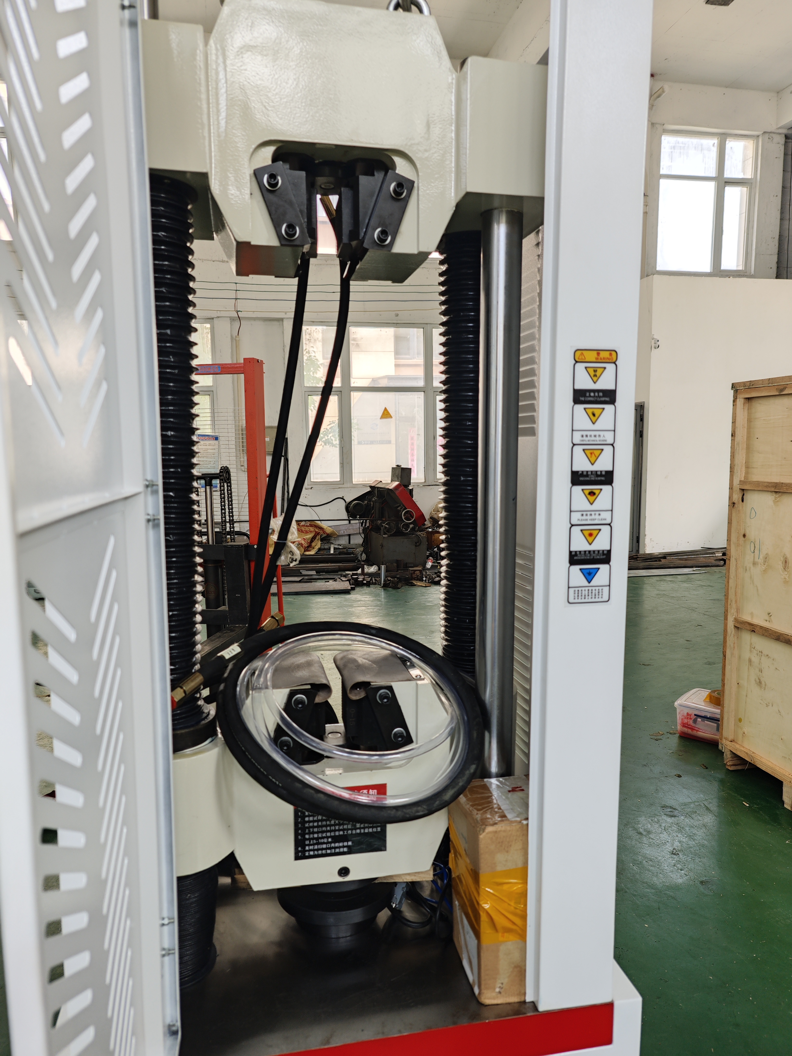 Һѹ�н��о�